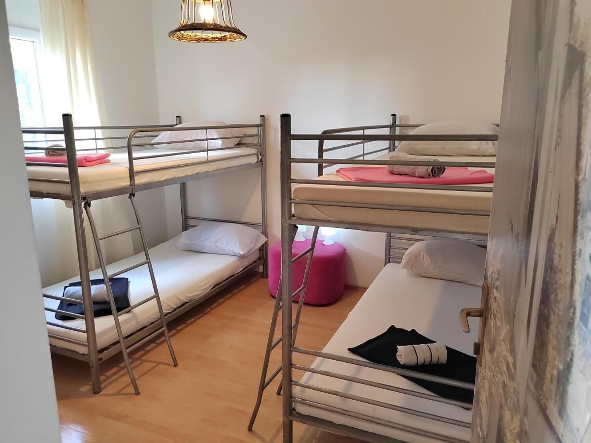 Hostel Rasema Trogir Eksteriør billede