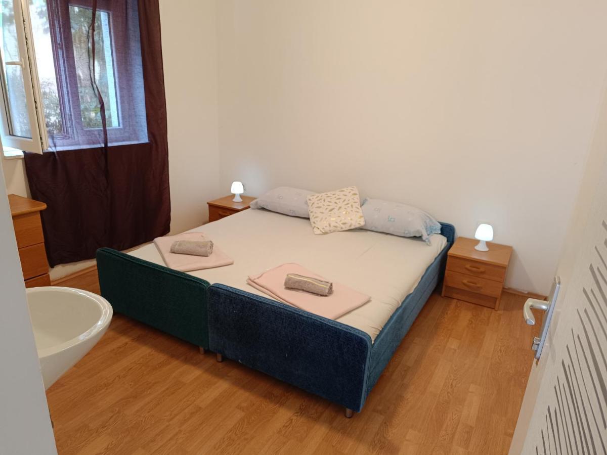 Hostel Rasema Trogir Eksteriør billede